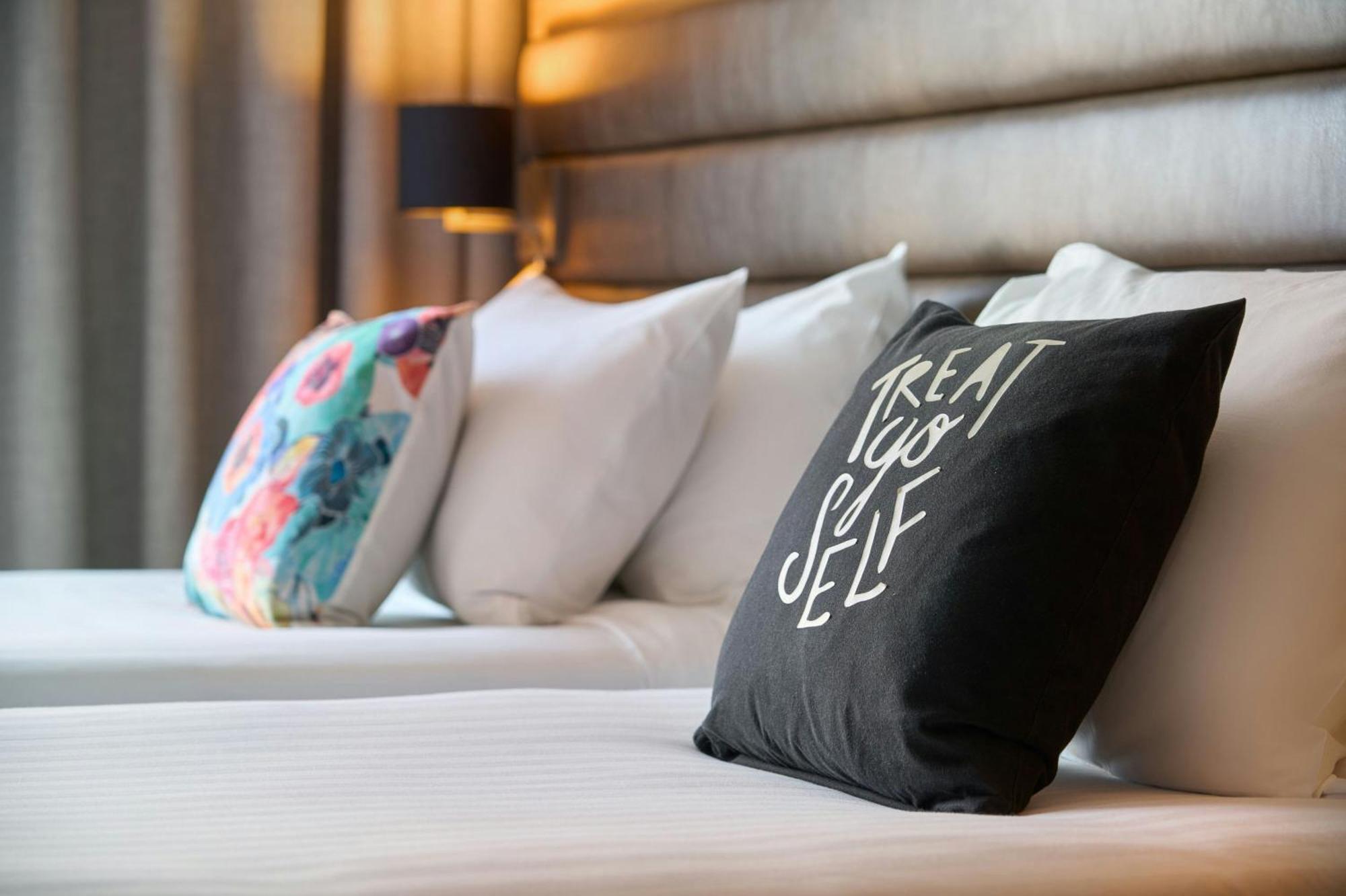 Moxy Dublin City Eksteriør billede