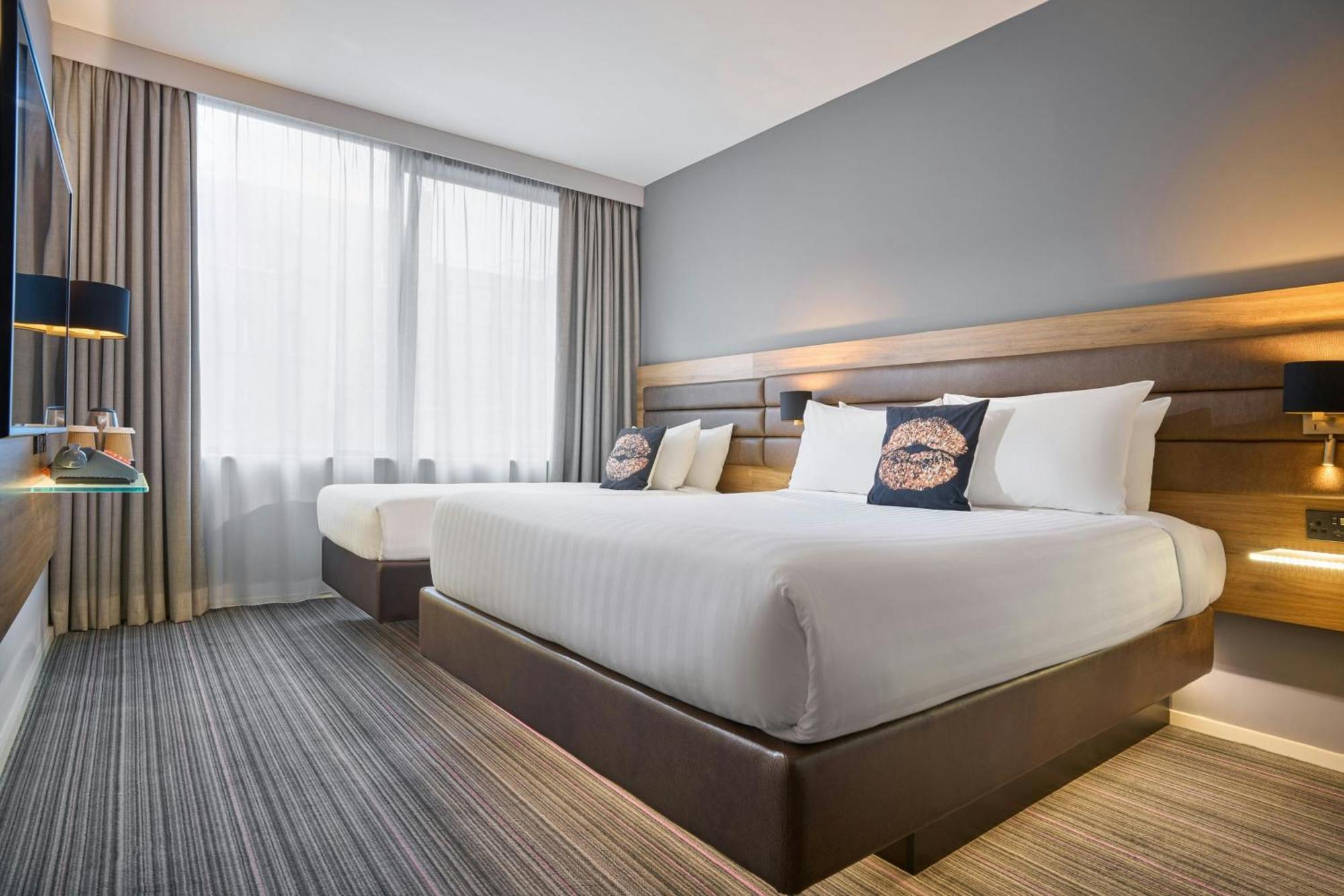Moxy Dublin City Eksteriør billede