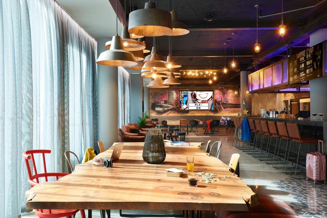 Moxy Dublin City Eksteriør billede
